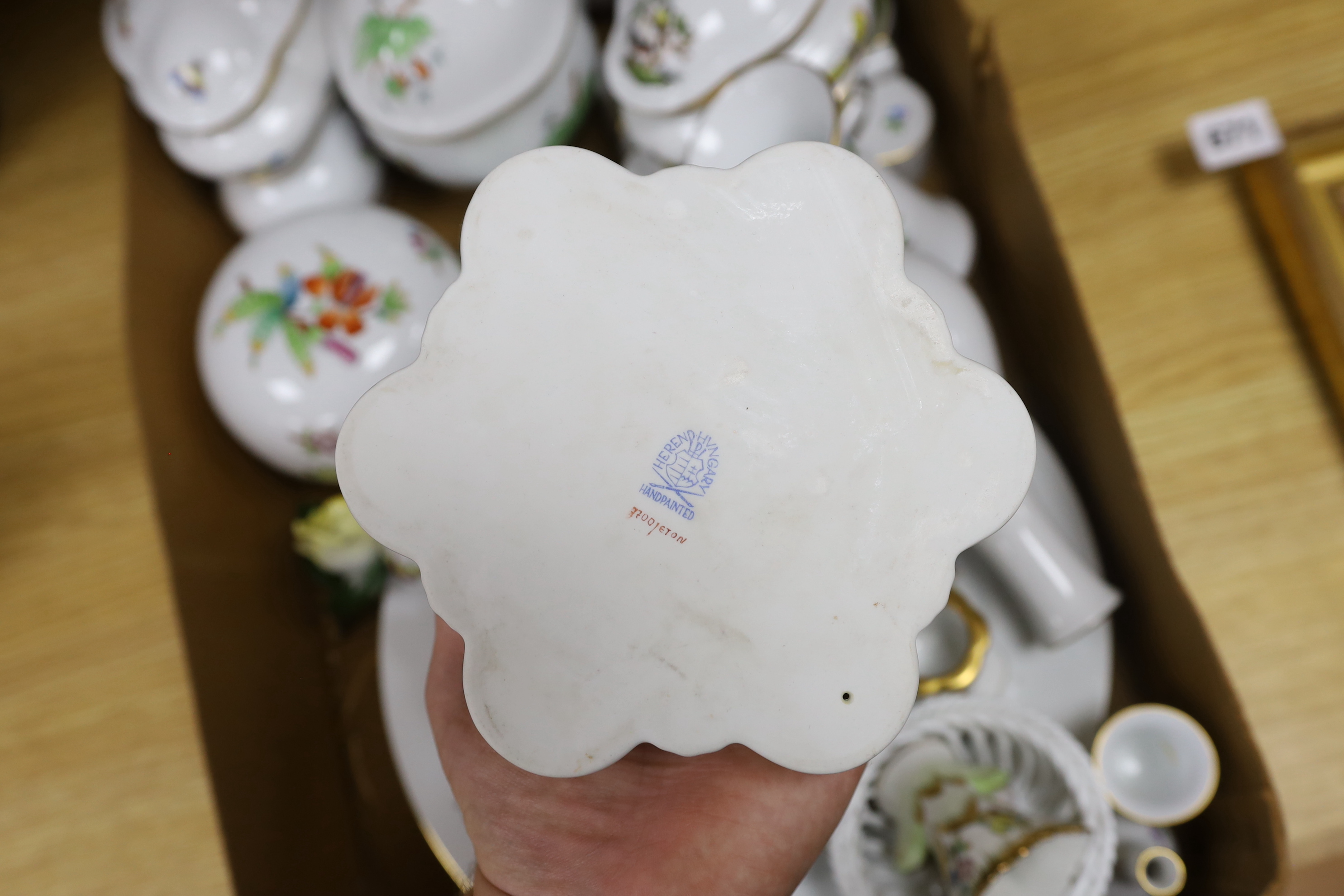A quantity of Herend porcelain ornaments and tableware, approx. 40 items